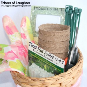 Gardening Gift Basket +Free Printable Tag